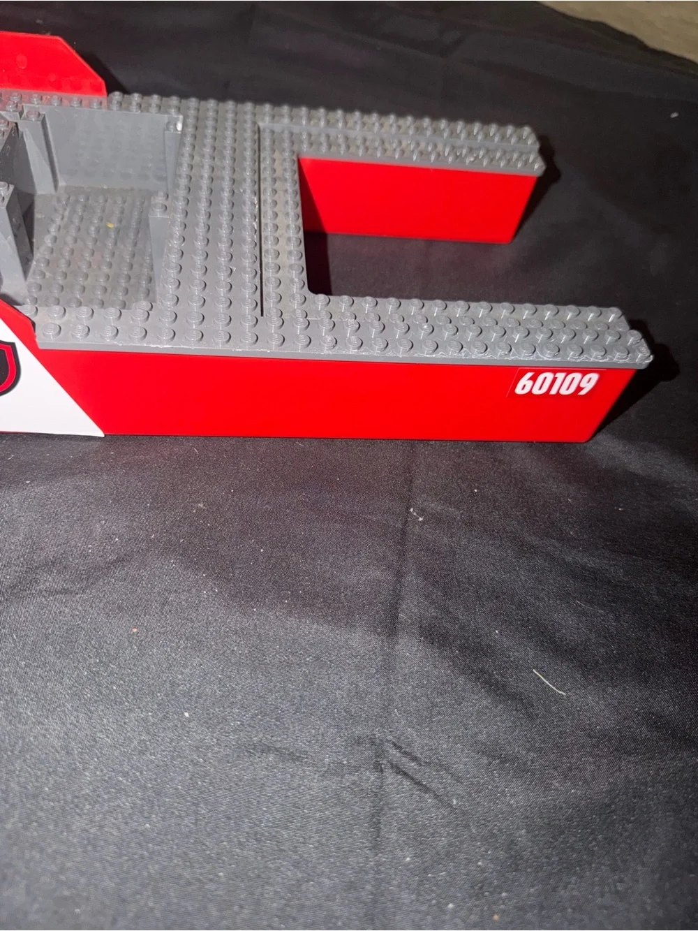 LEGO City Fire Boat Hull Base Red Gray 60109 (2 Pieces)